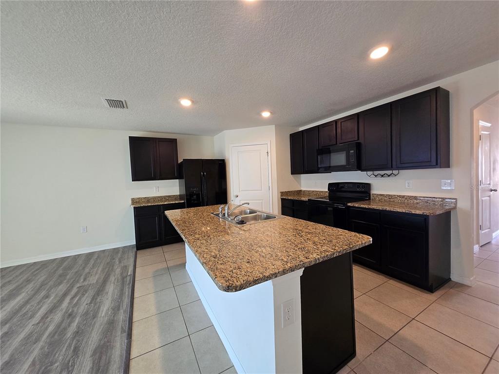 887 NW 250TH DRIVE, NEWBERRY, FL — photo 3 of 30