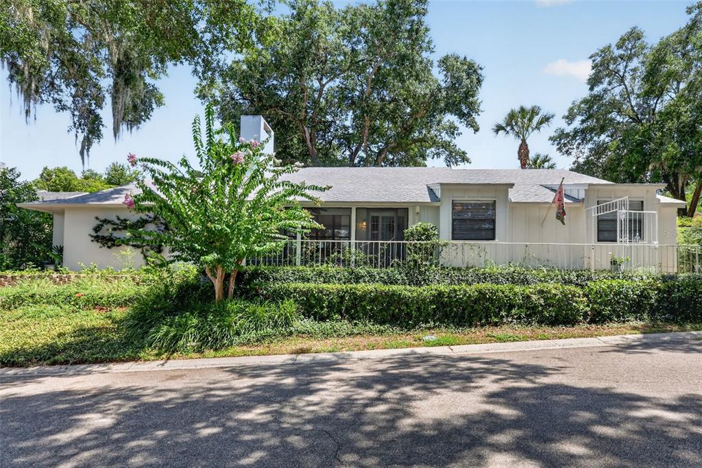 21 TOWNHILL DRIVE