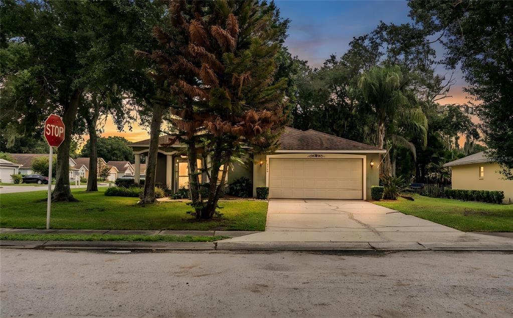 2746 SUNDANCE CIRCLE, MULBERRY, FL — photo 2 of 35