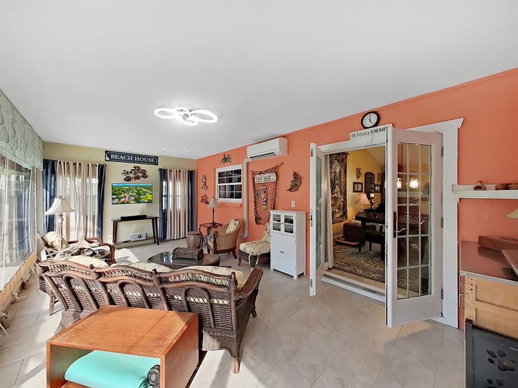 169 FOXCROFT DRIVE W, PALM HARBOR, FL — photo 4 of 53