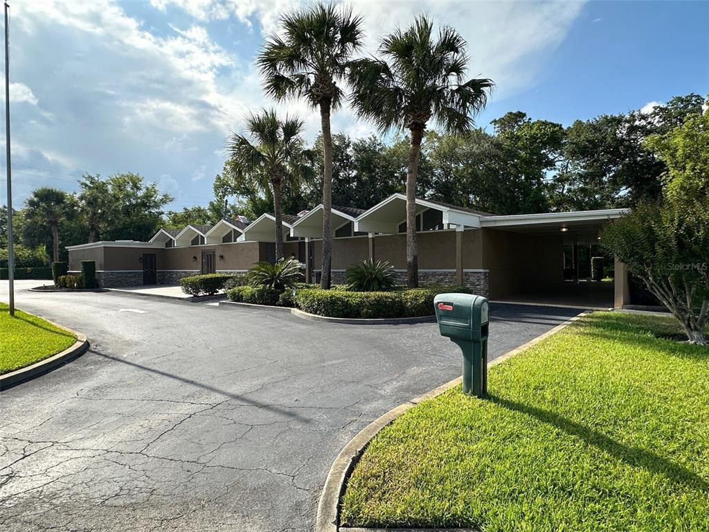 500 E AIRPORT BOULEVARD