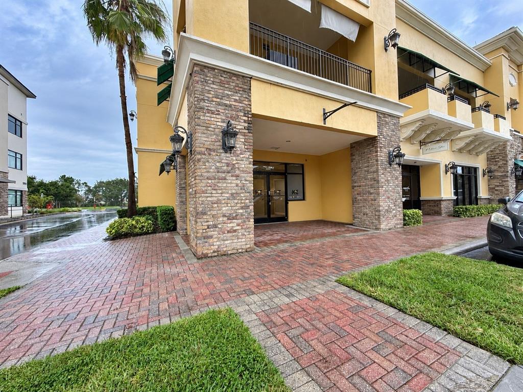13538 VILLAGE PARK DRIVE UNIT J105, ORLANDO, FL — photo 2 of 19