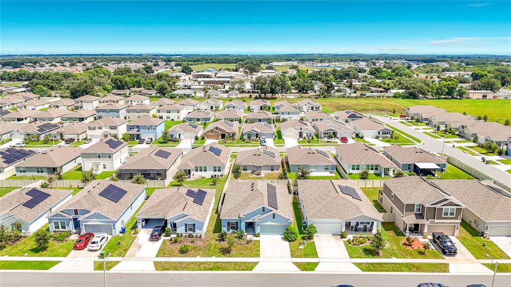 643 GROVE STREET, WINTER HAVEN, FL — photo 2 of 30