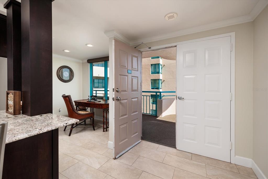 1520 GULF BOULEVARD UNIT 1107, CLEARWATER, FL — photo 4 of 30