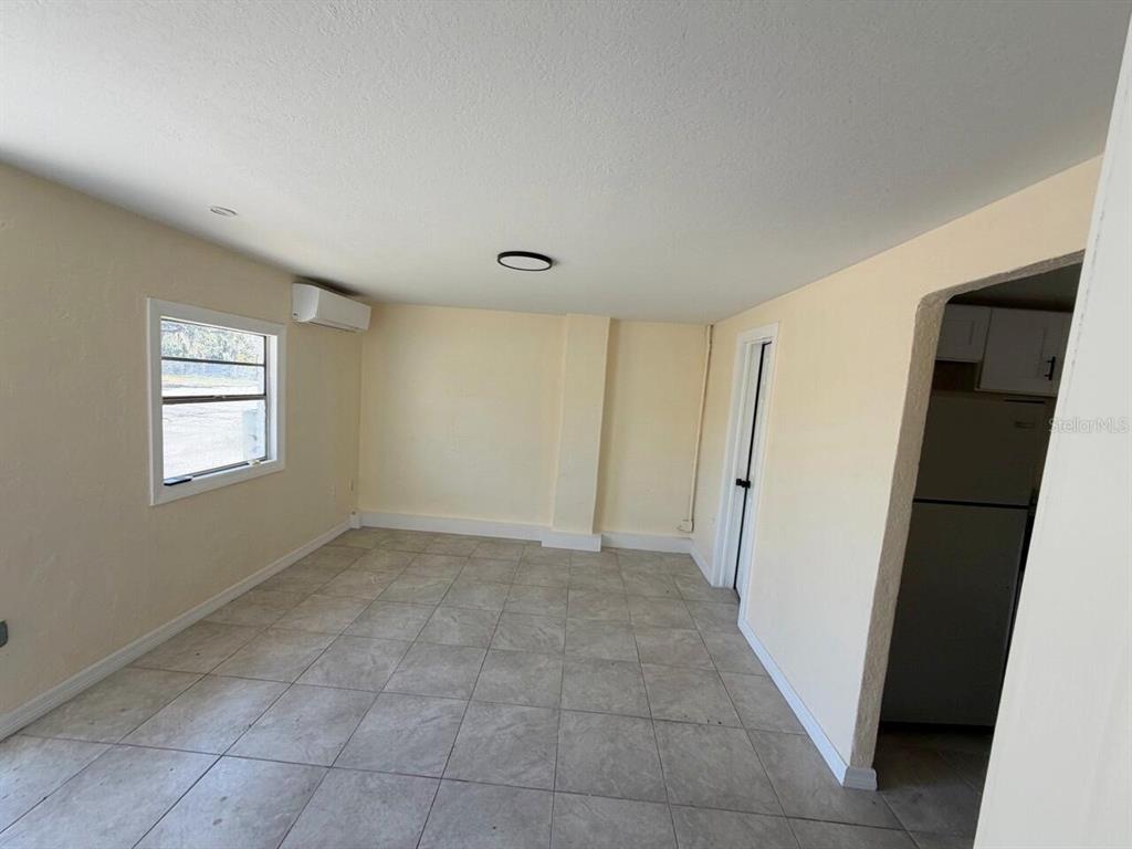 613 PLATEAU AVENUE, LAKELAND, FL — photo 4 of 20