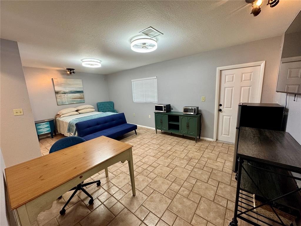 12684 81ST AVENUE UNIT 2, SEMINOLE, FL — photo 3 of 13