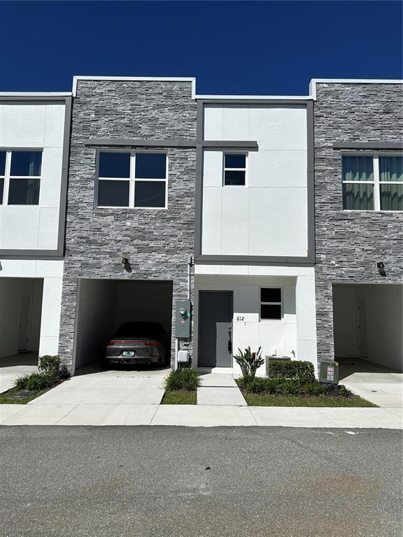 612 TRIKOMO DRIVE