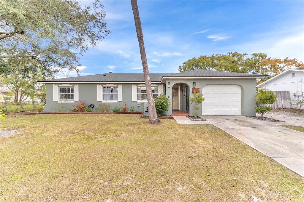 686 MOSS DRIVE