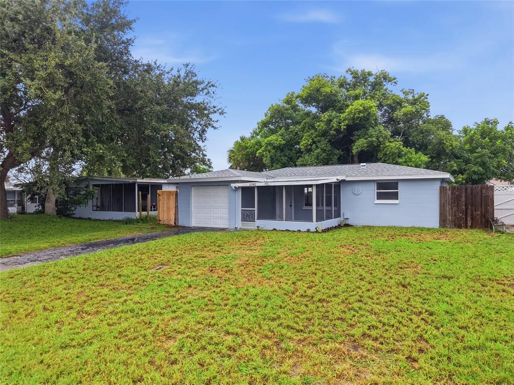 11982 106TH STREET, LARGO, FL — photo 2 of 23