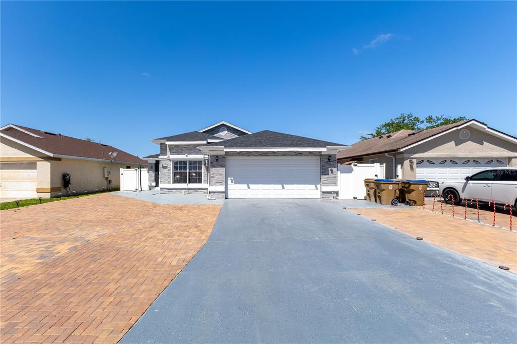 121 LOCHNESS LANE, KISSIMMEE, FL — photo 4 of 30