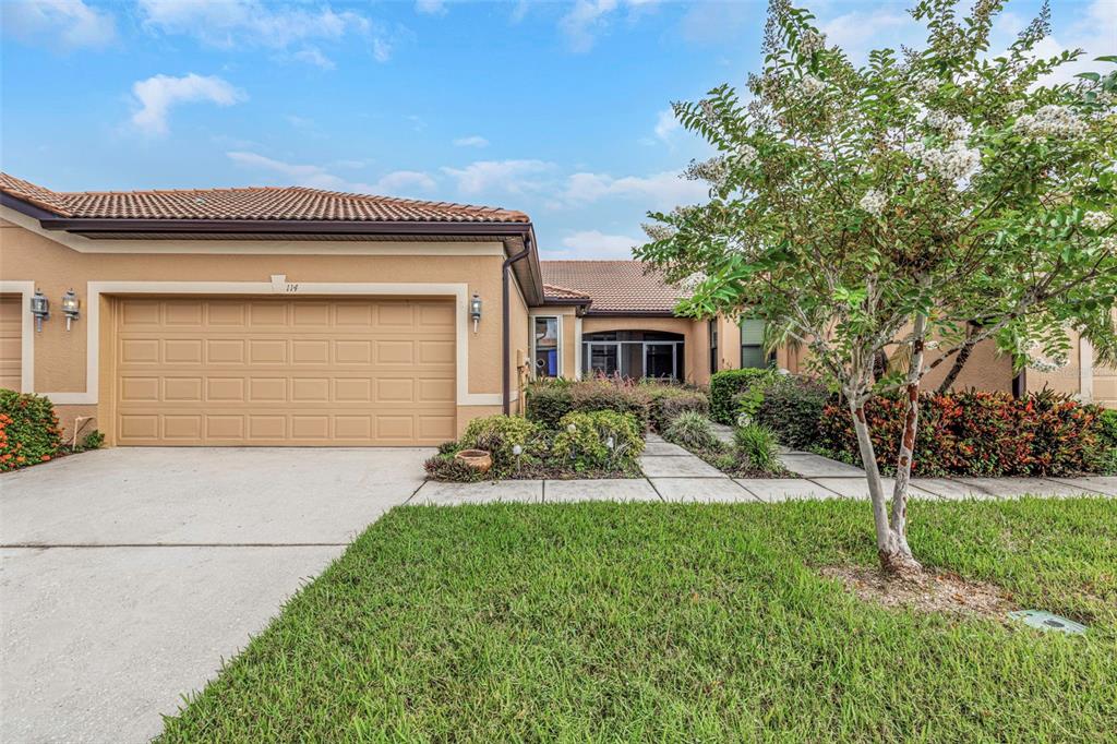 114 SHELL FALLS DRIVE, APOLLO BEACH, FL — photo 5 of 30