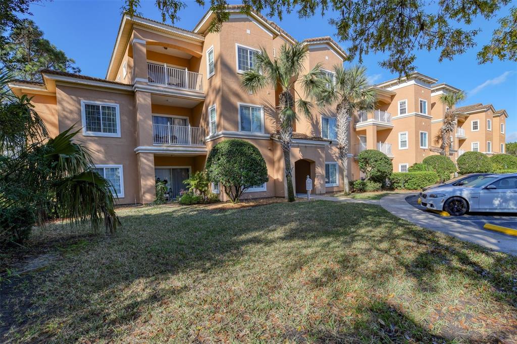 540 FLORIDA CLUB BOULEVARD UNIT 305