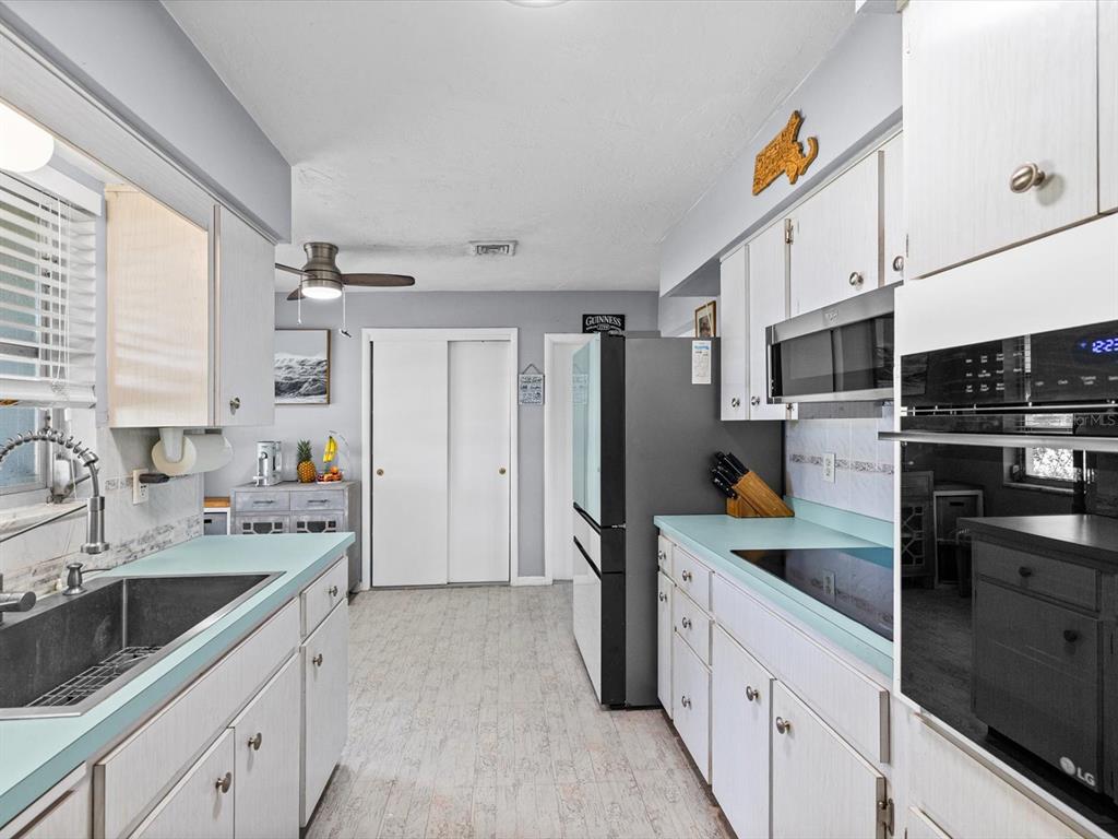 30197 69TH STREET N, CLEARWATER, FL — photo 4 of 28