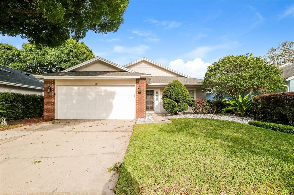 1535 LAWNDALE CIRCLE