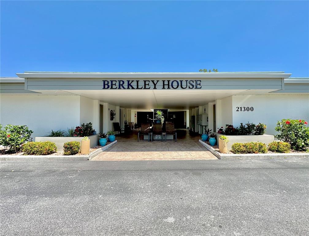 21300 BRINSON AVENUE UNIT 112