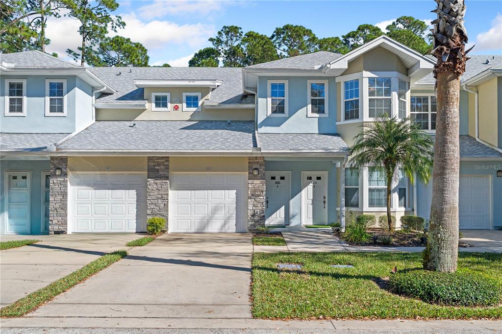 215 BAYBERRY CIRCLE UNIT 605