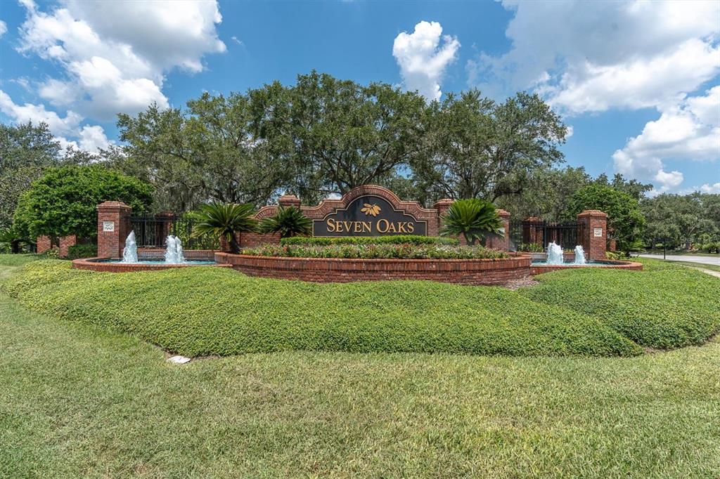 27027 BRUSH CREEK WAY, WESLEY CHAPEL, FL — photo 3 of 30