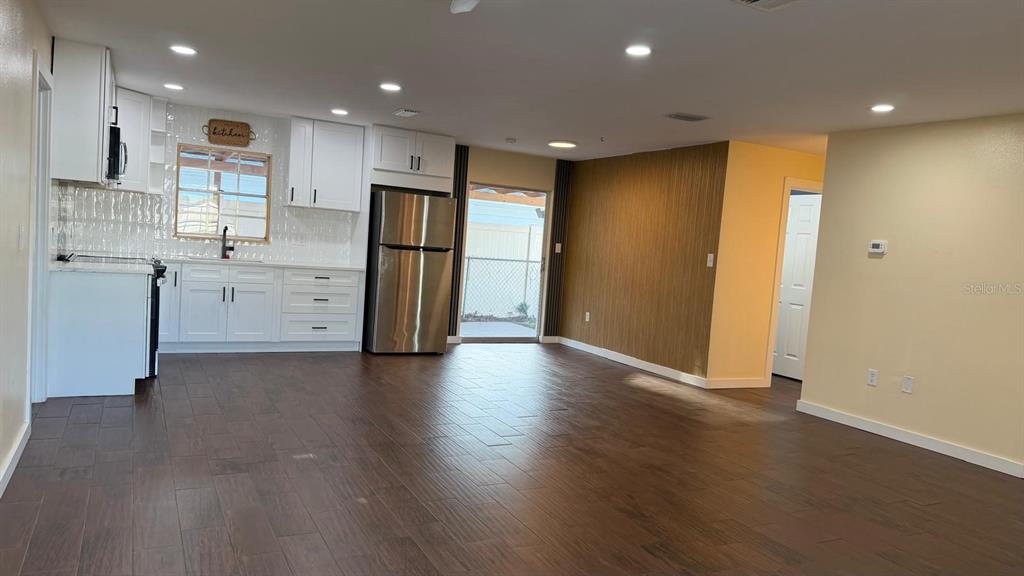 5102 21ST STREET W, BRADENTON, FL — photo 3 of 24