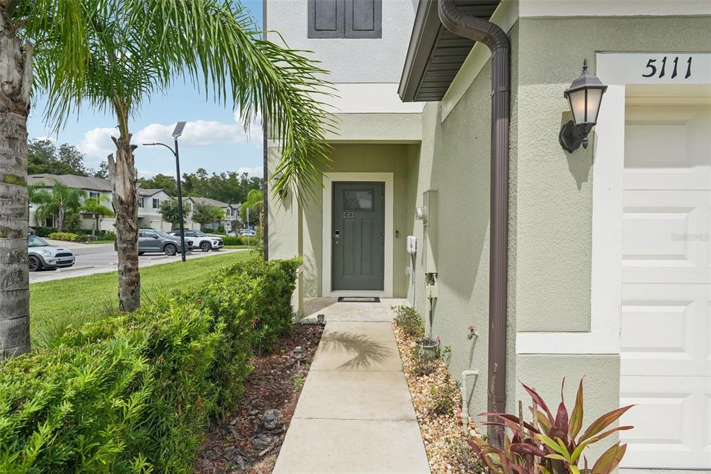 5111 FORUM BOULEVARD, HOLIDAY, FL — photo 2 of 32