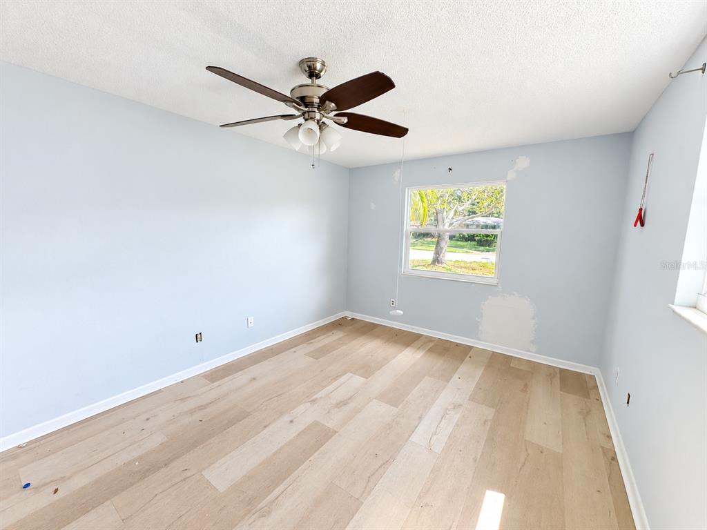 2076 BUTTERNUT CIRCLE W, CLEARWATER, FL — photo 5 of 26