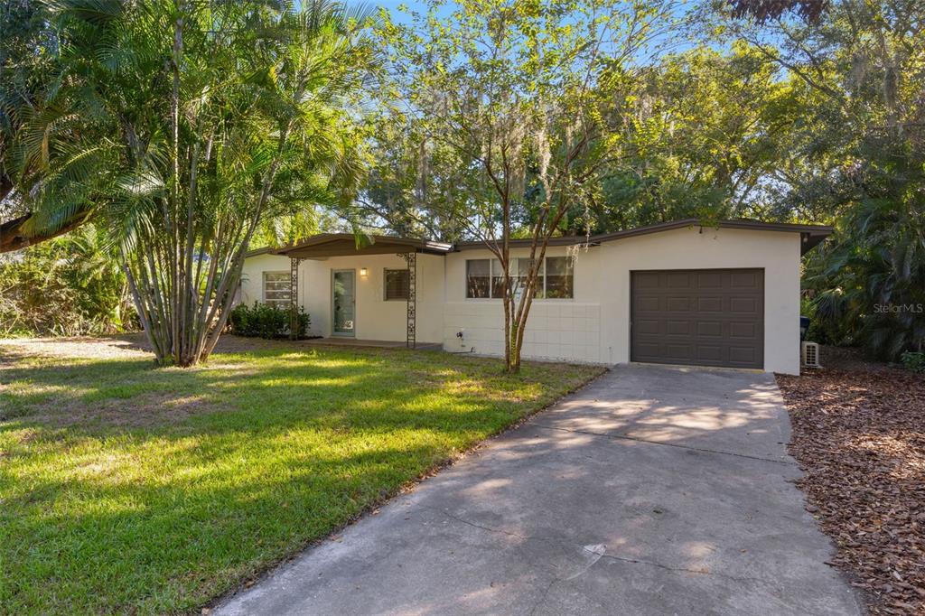 145 VELMA DRIVE W