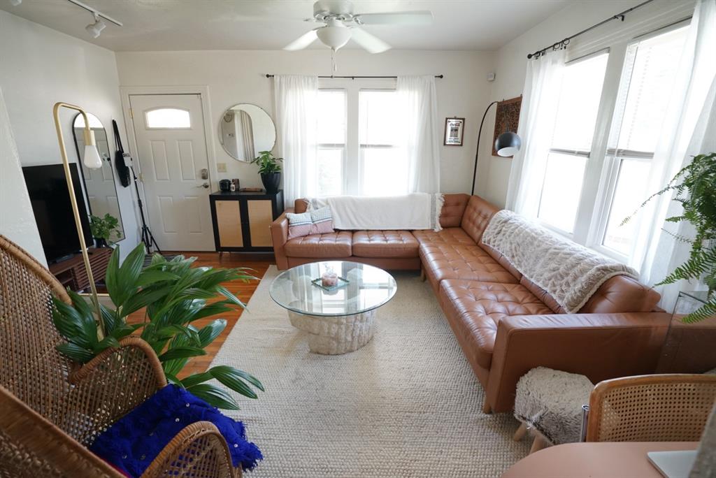 145 NE LINCOLN CIRCLE N, ST PETERSBURG, FL — photo 5 of 51