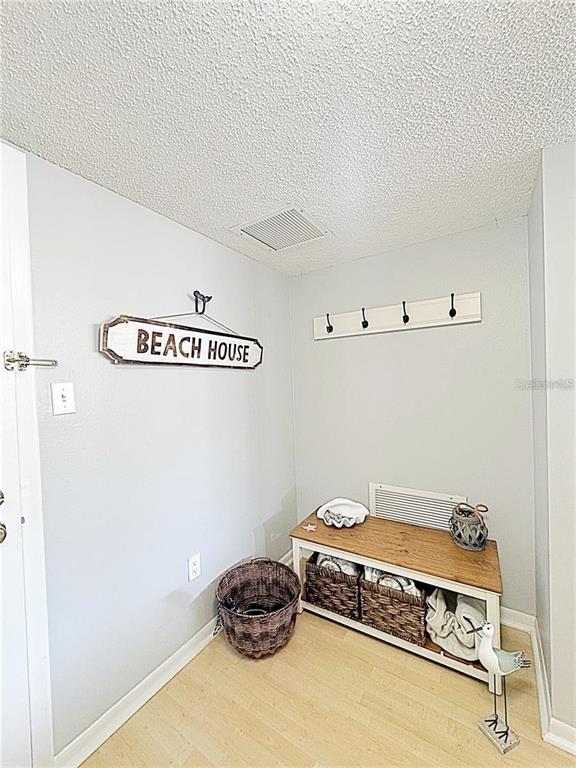 660 ISLAND WAY UNIT 502, CLEARWATER, FL — photo 4 of 30