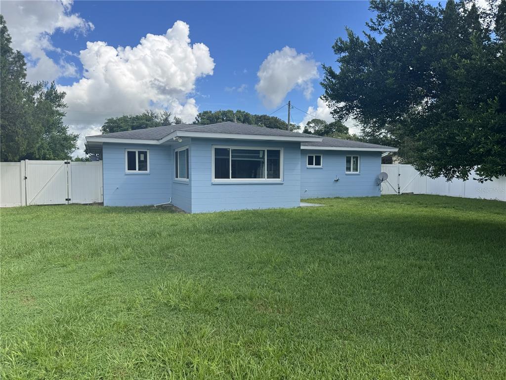 21570 SW RAINTREE STREET, DUNNELLON, FL — photo 4 of 25
