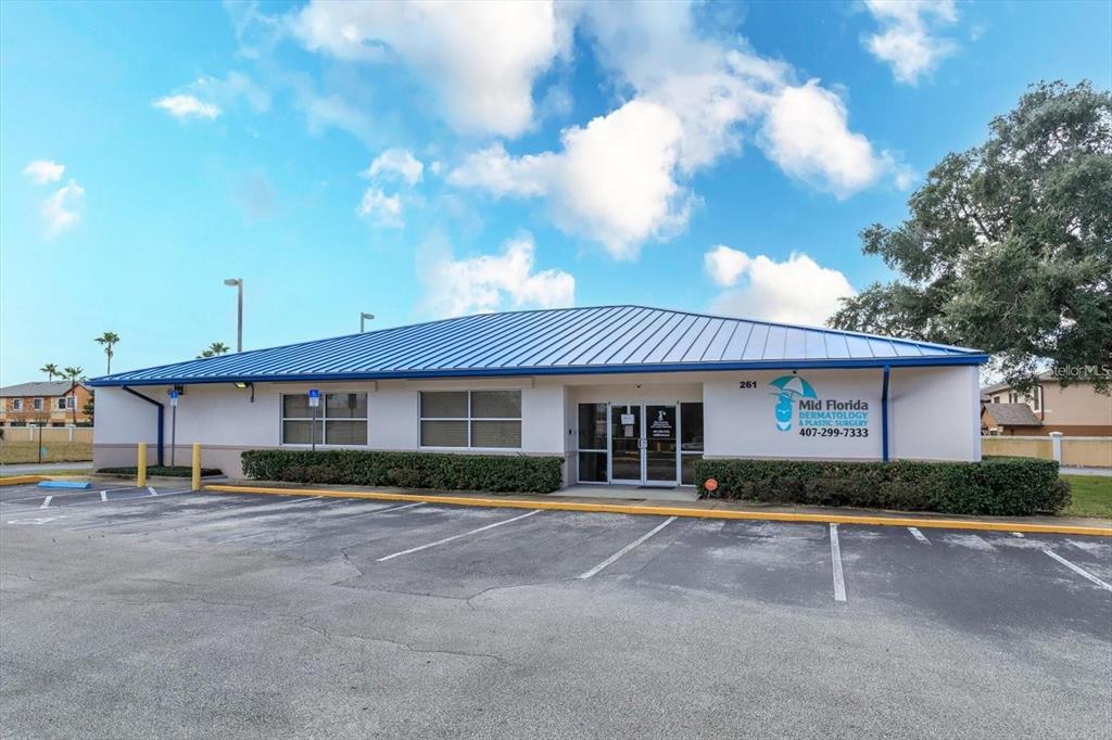 261 E AIRPORT BOULEVARD