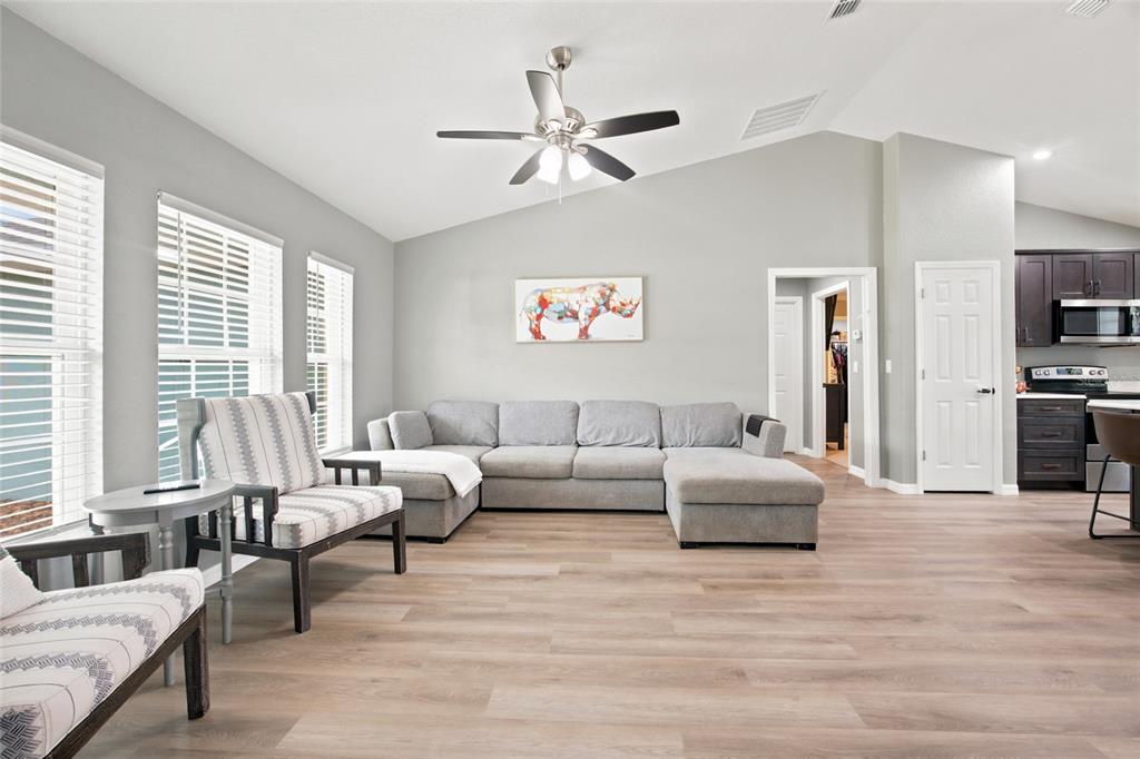 15093 SE 93RD COURT, SUMMERFIELD, FL — photo 4 of 29