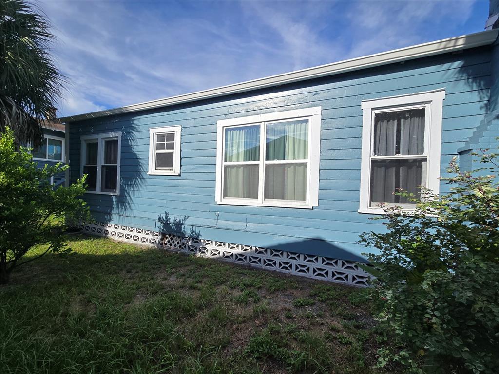 4502 9TH AVENUE S, ST PETERSBURG, FL — photo 2 of 40