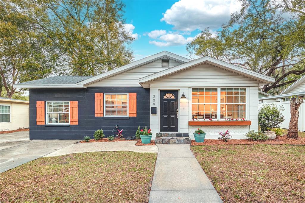 309 W PALM DRIVE