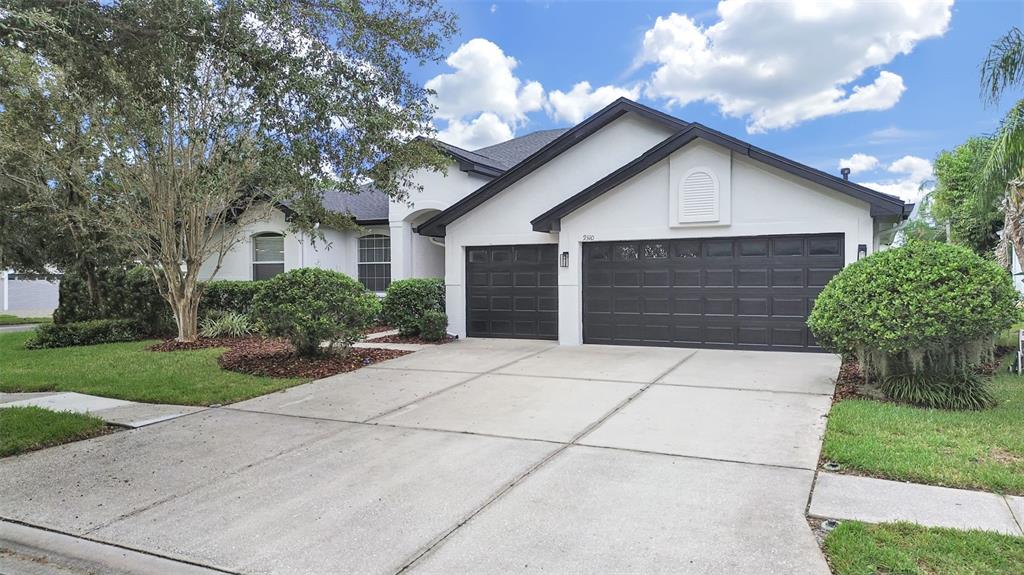 9310 MANGROVE COURT, TAMPA, FL — photo 2 of 30