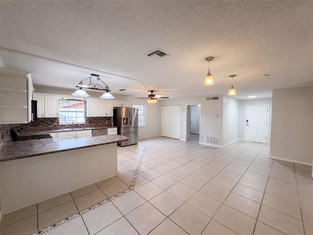 904 SPRING CREEK DRIVE, OCOEE, FL — photo 3 of 37