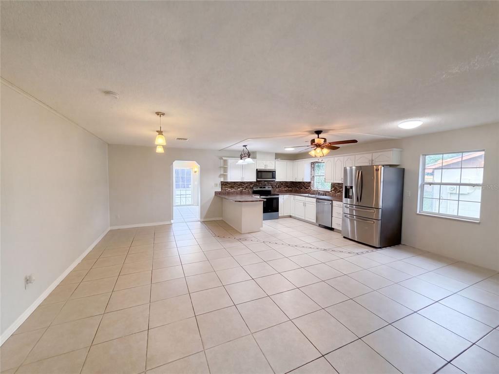 904 SPRING CREEK DRIVE, OCOEE, FL — photo 4 of 37