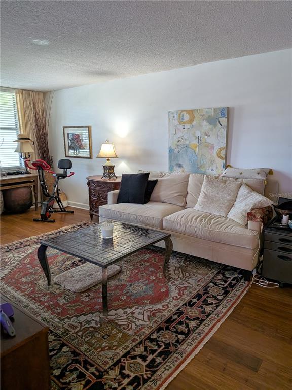 4885 1ST STREET NE UNIT 216, ST PETERSBURG, FL — photo 3 of 30