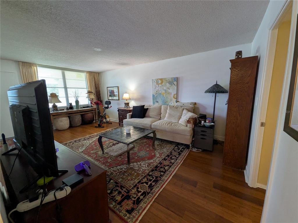 4885 1ST STREET NE UNIT 216, ST PETERSBURG, FL — photo 4 of 30