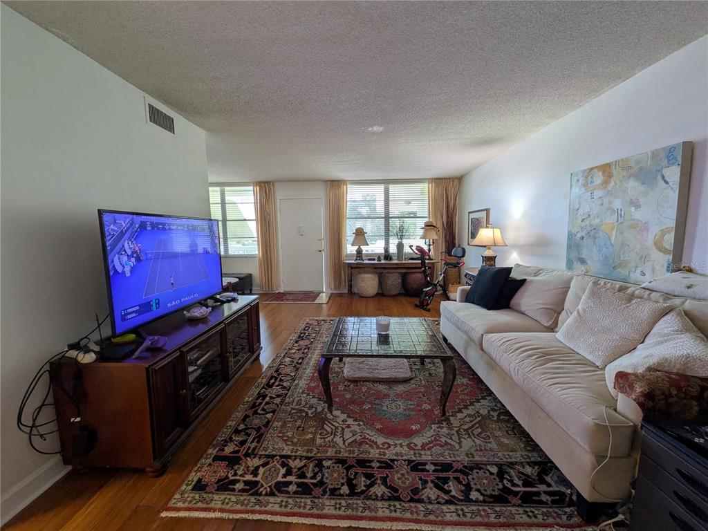 4885 1ST STREET NE UNIT 216, ST PETERSBURG, FL — photo 5 of 30