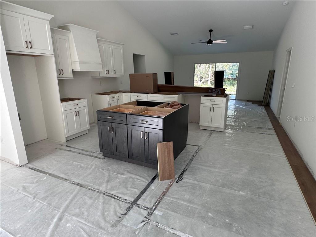 10364 N Coco Plumosa DRIVE, CRYSTAL RIVER, FL — photo 2 of 30