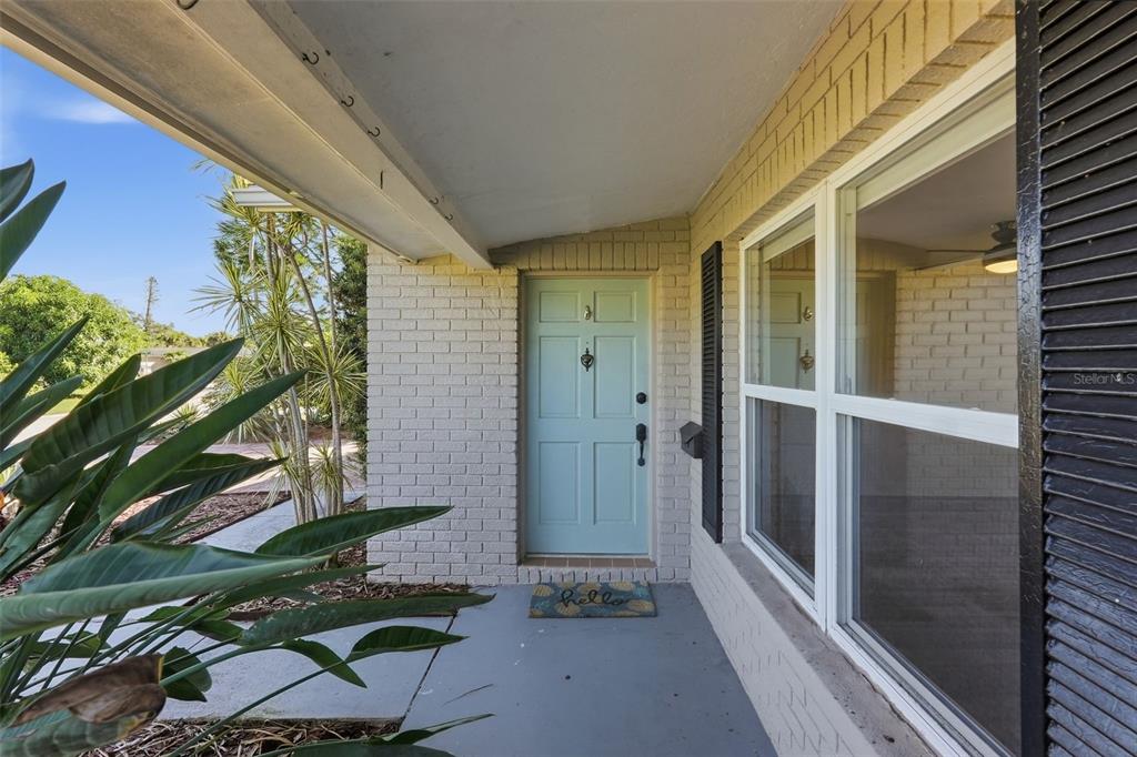 1460 69TH PLACE S, ST PETERSBURG, FL — photo 2 of 45