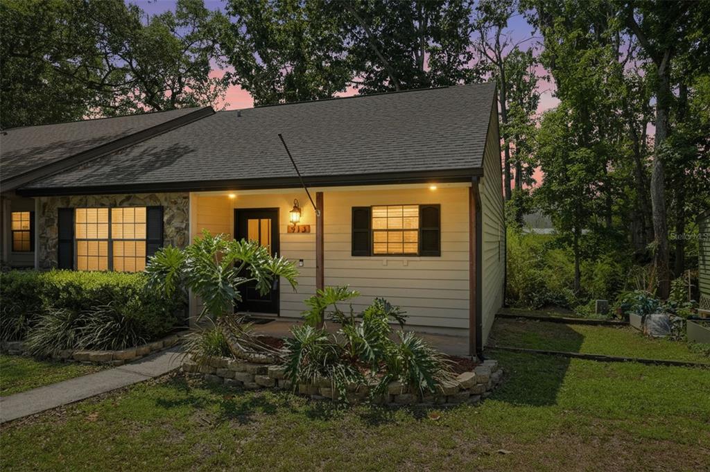 913 CANDLEBROOK LANE