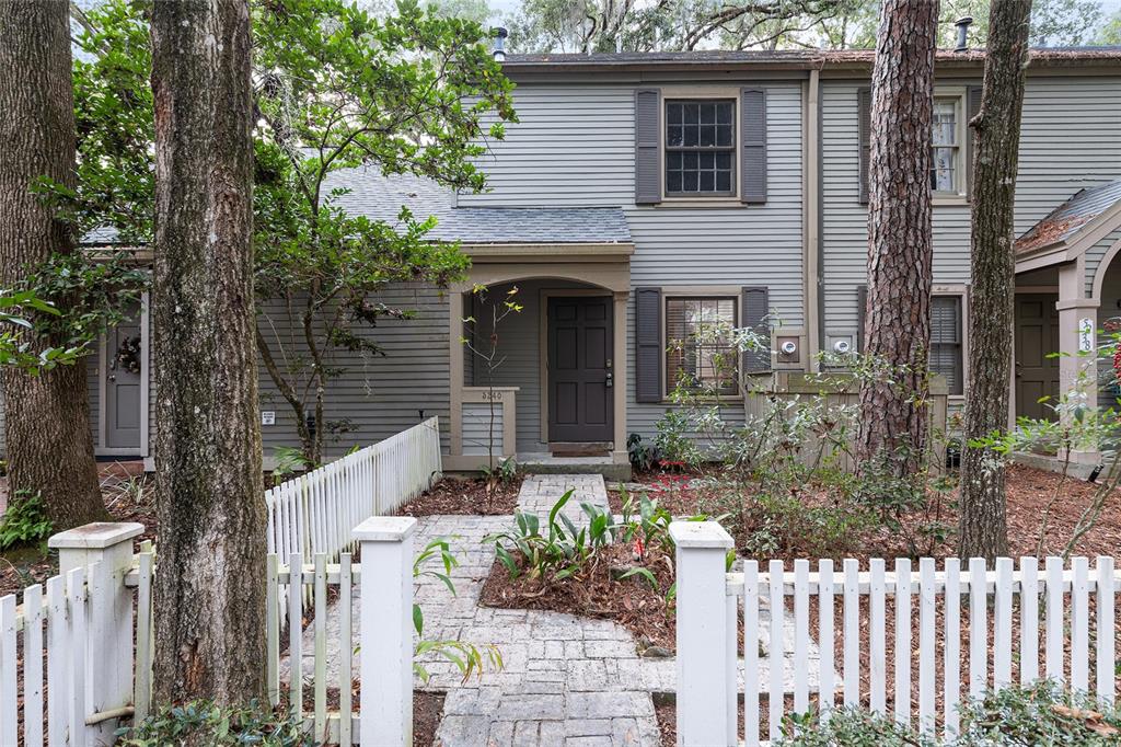 5240 SW 92ND COURT