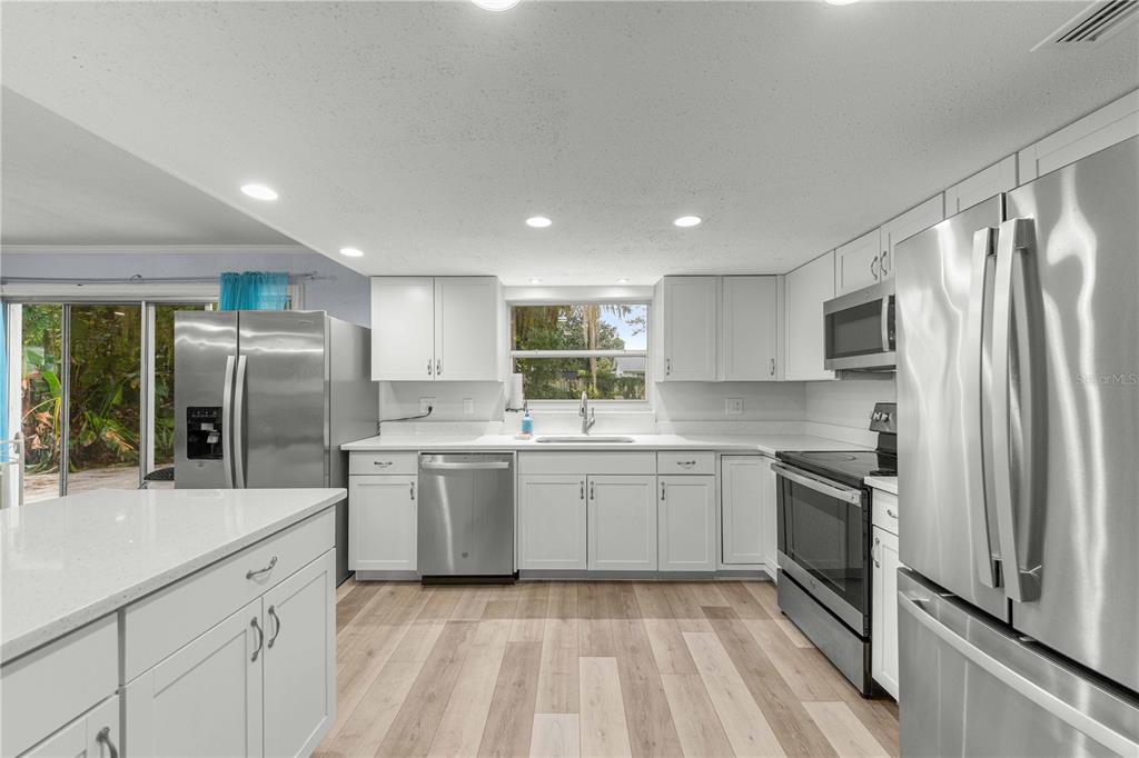 1413 SE 36TH AVENUE, OCALA, FL — photo 5 of 29
