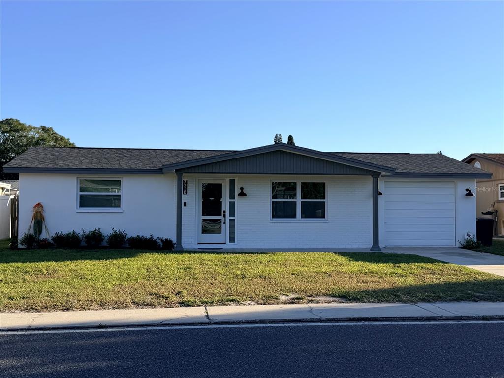 7220 FOX HOLLOW DRIVE