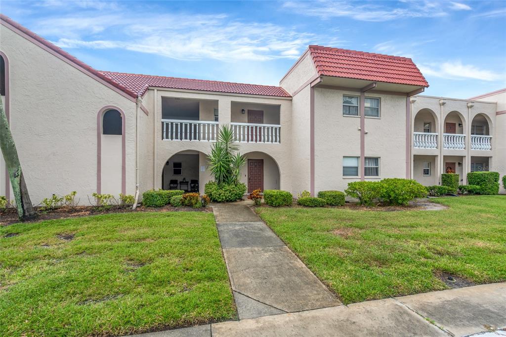 9700 STARKEY ROAD UNIT 113, SEMINOLE, FL — photo 2 of 30