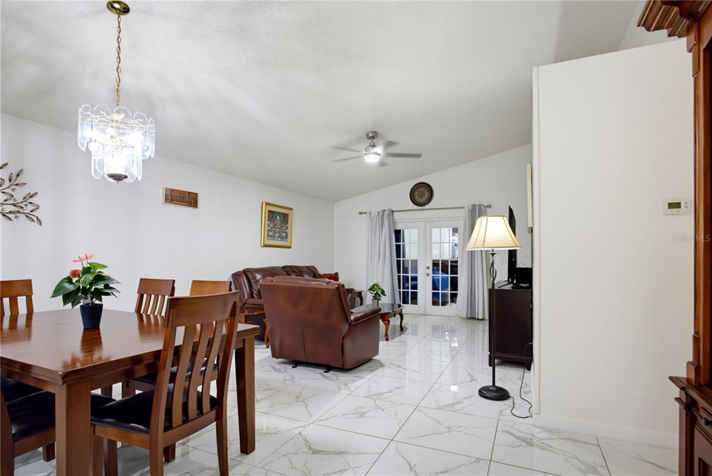 2649 WHALEBONE BAY DRIVE, KISSIMMEE, FL — photo 3 of 30