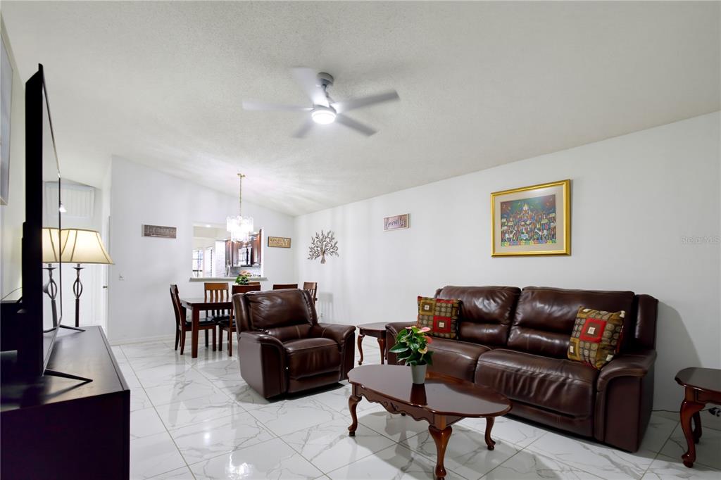 2649 WHALEBONE BAY DRIVE, KISSIMMEE, FL — photo 4 of 30