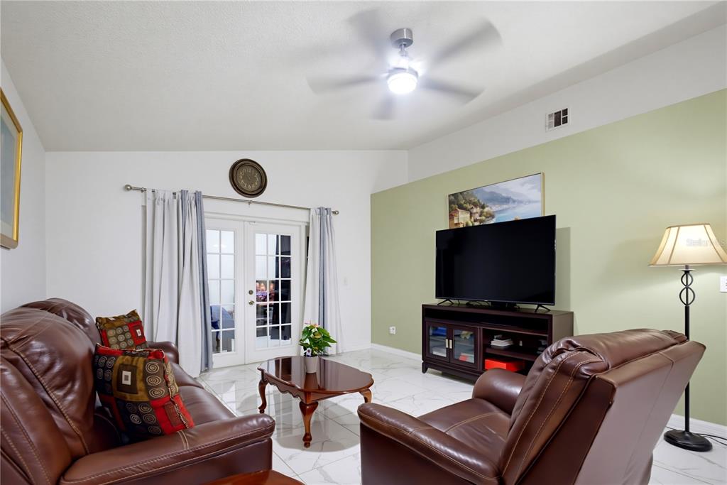2649 WHALEBONE BAY DRIVE, KISSIMMEE, FL — photo 5 of 30