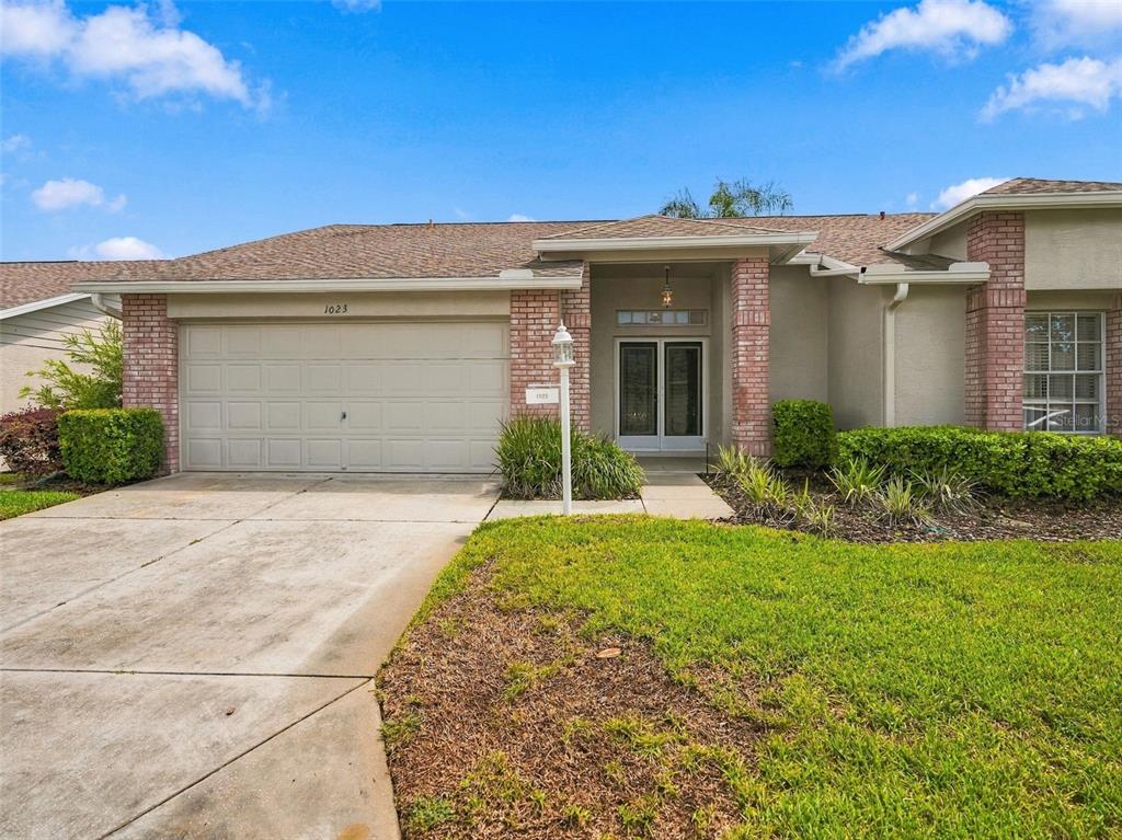 1023 ALMONDWOOD DRIVE, NEW PORT RICHEY, FL — photo 2 of 30