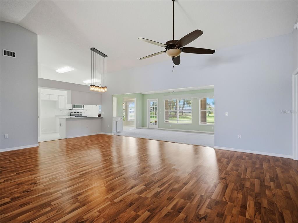 1023 ALMONDWOOD DRIVE, NEW PORT RICHEY, FL — photo 4 of 30